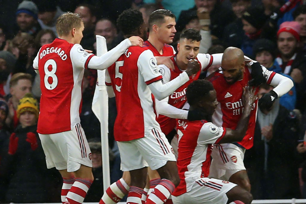 贝克汉姆夺冠宣言：你把球交给梅西，他就能创造机会！