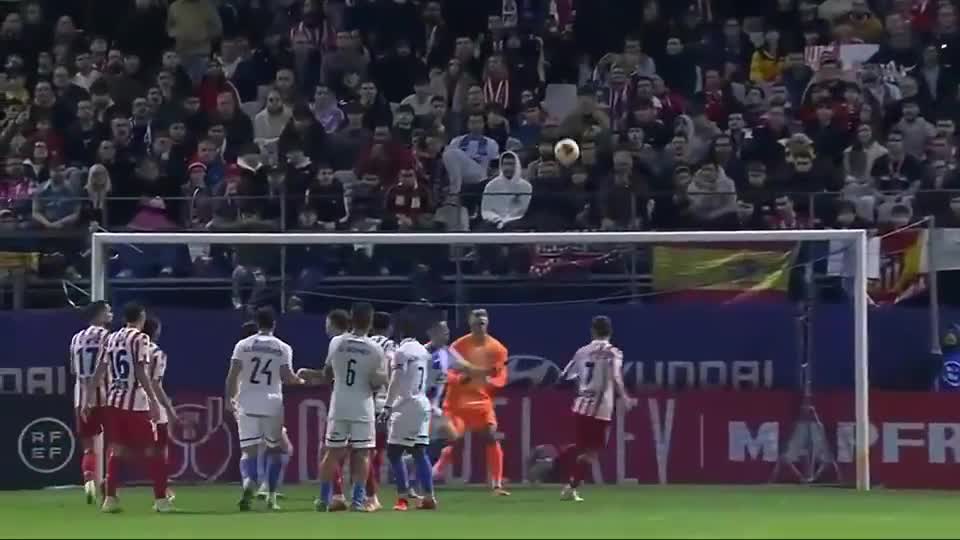 英超战报：西蒙斯传射，里沙利松破门，热刺2-0布伦特福德