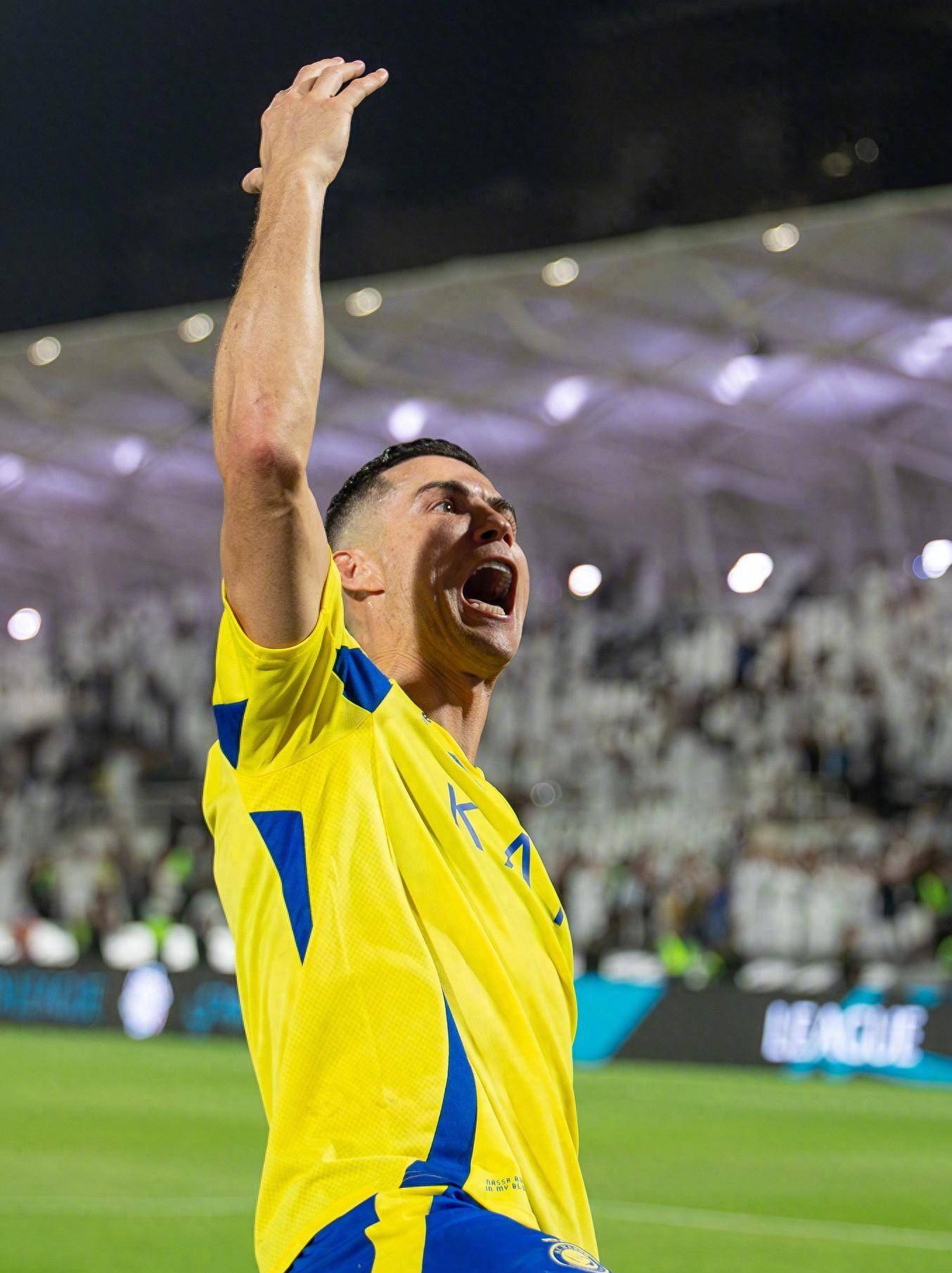 篮球火箭球员连续三场抢断上双